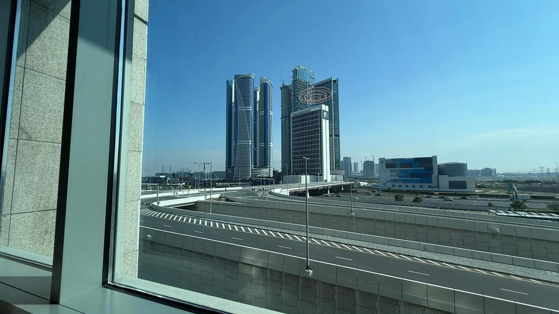 Hm-102Amazing Large Fully Furnished 1Bhk Apartment Dubai United Arab Emirates